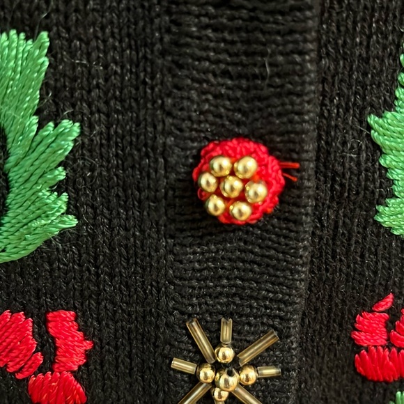 Arriviste cardigan knit vest small black ugly Christmas sweater poinsettias - Picture 4 of 10
